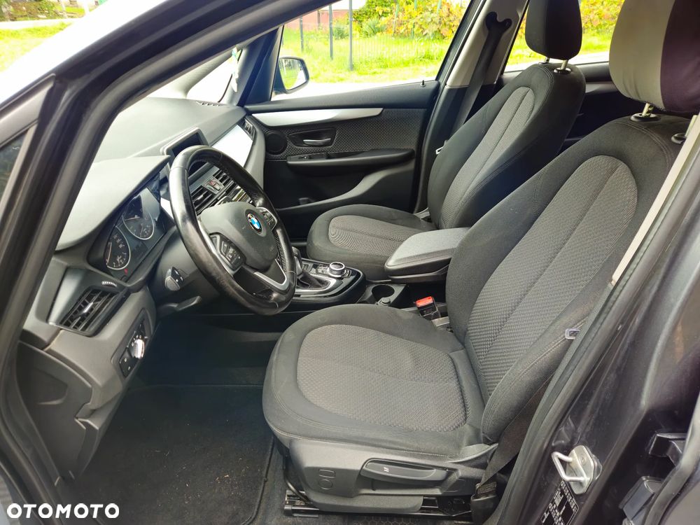 BMW Seria 2 216d Advantage - 10