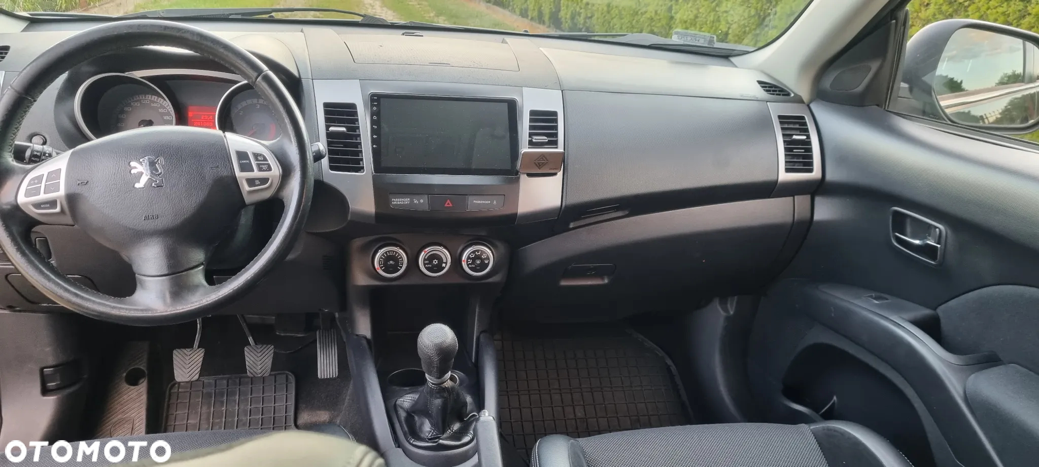 Peugeot 4007 2.2HDi Premium - 11
