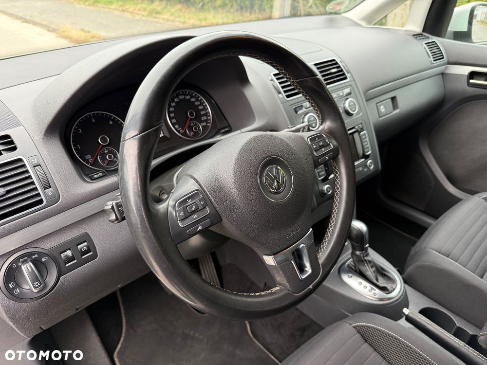 Volkswagen Touran 2.0 TDI DPF DSG Life - 14