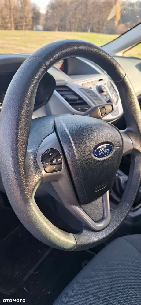Ford Fiesta 1.25 Ghia EU5 - 11