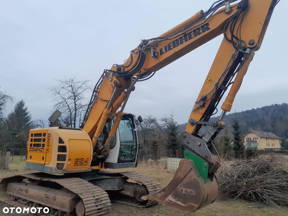 Liebherr R924 Litronic Compact, ramię 3x łamane, Klima, bez DPF - 8