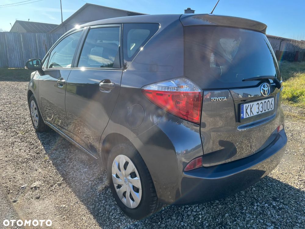 Toyota Verso S 1.33 VVT-i Comfort - 7