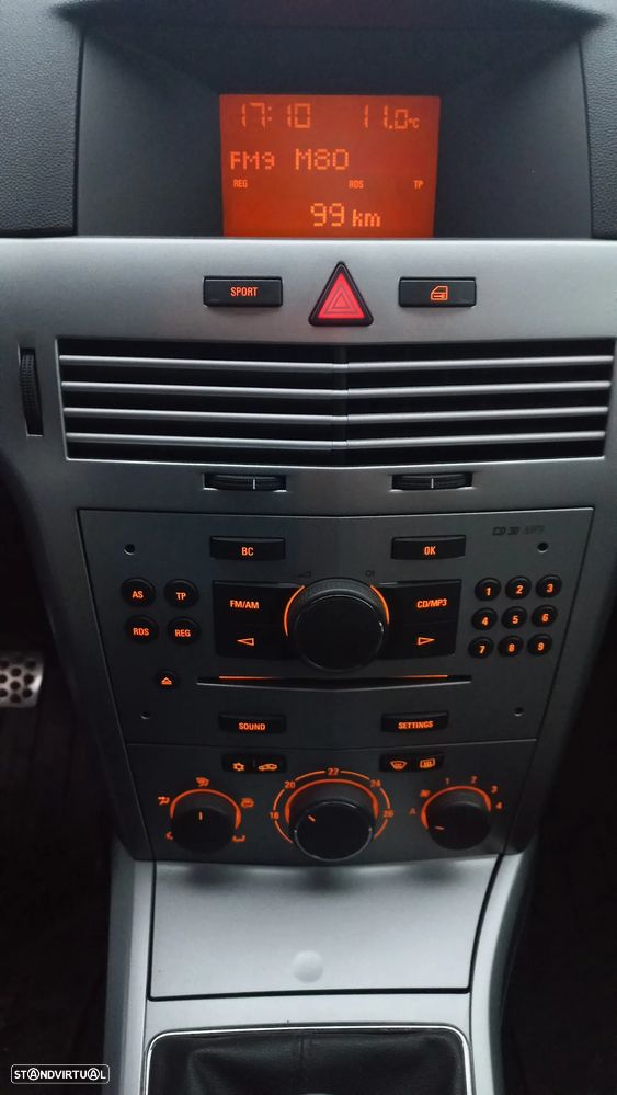 Opel Astra GTC 1.7 CDTi - 8