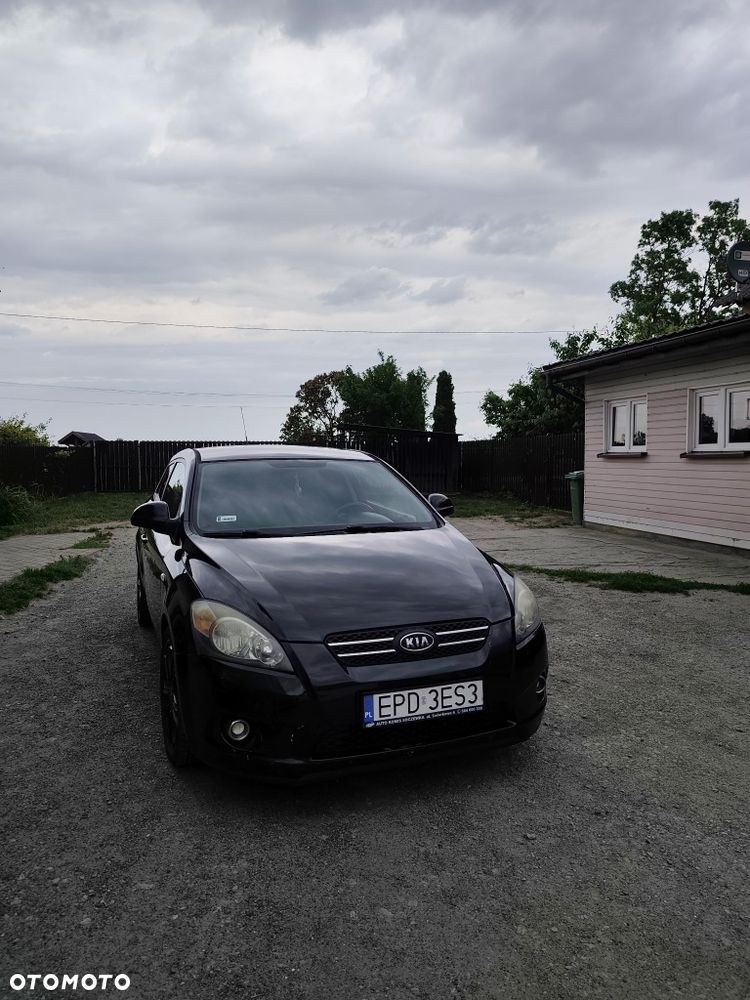 Kia Procee'd