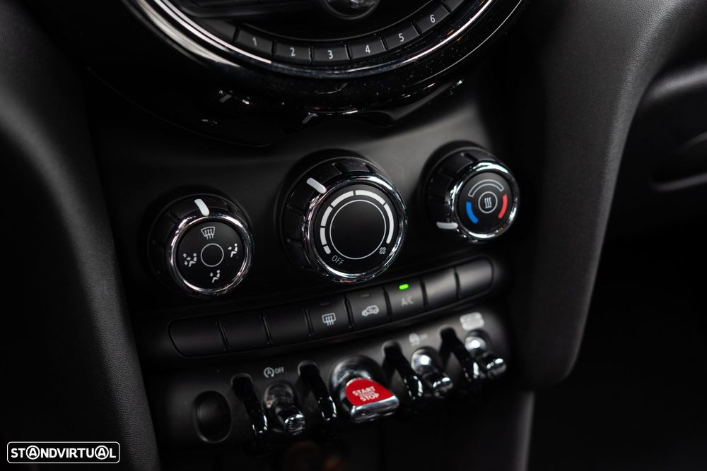 MINI 5 Portas Cooper Premium JCW Auto - 38