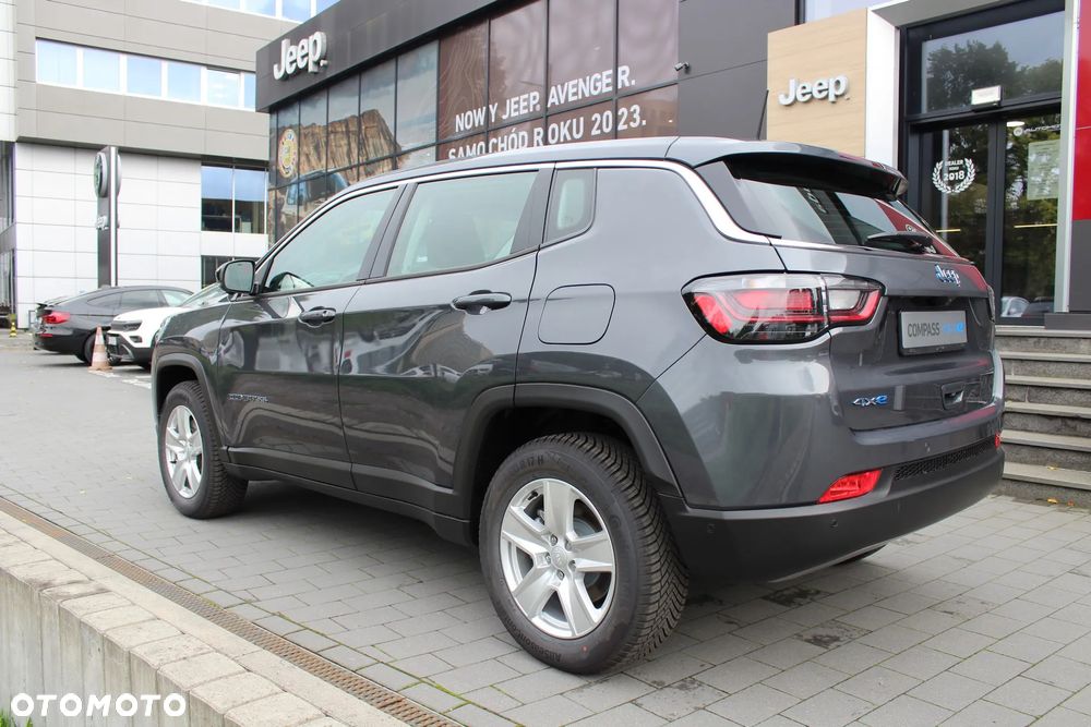 Jeep Compass - 3