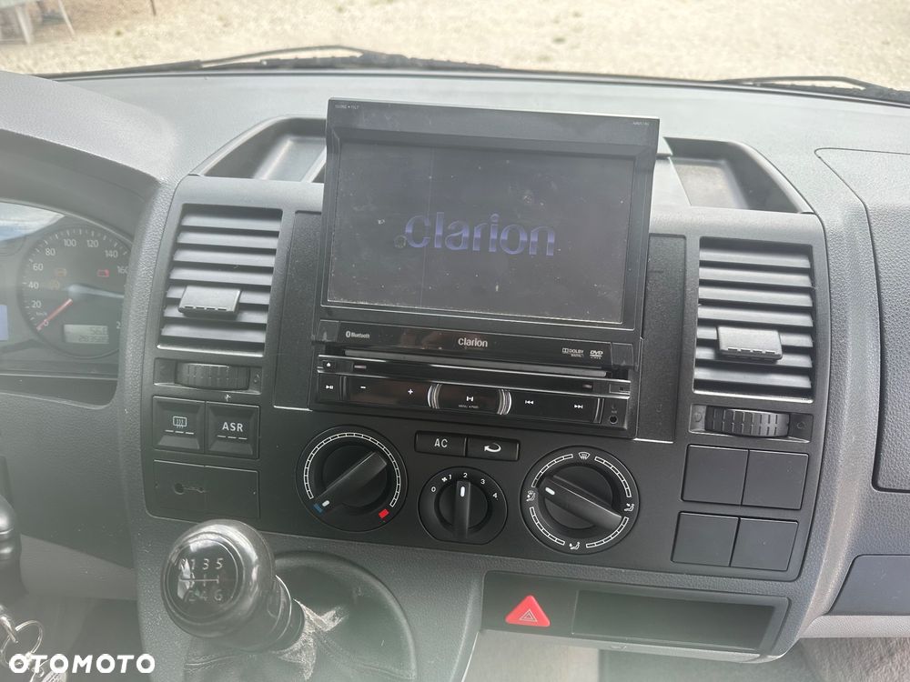 Volkswagen Transporter - 15