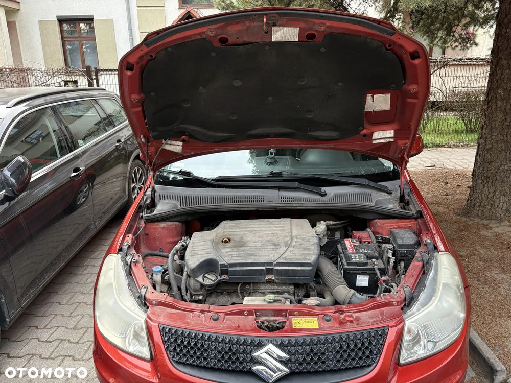 Suzuki SX4 1.6 Premium - 24