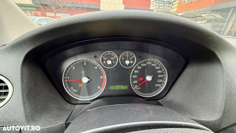 Ford Focus 1.6 TDCi Trend - 13