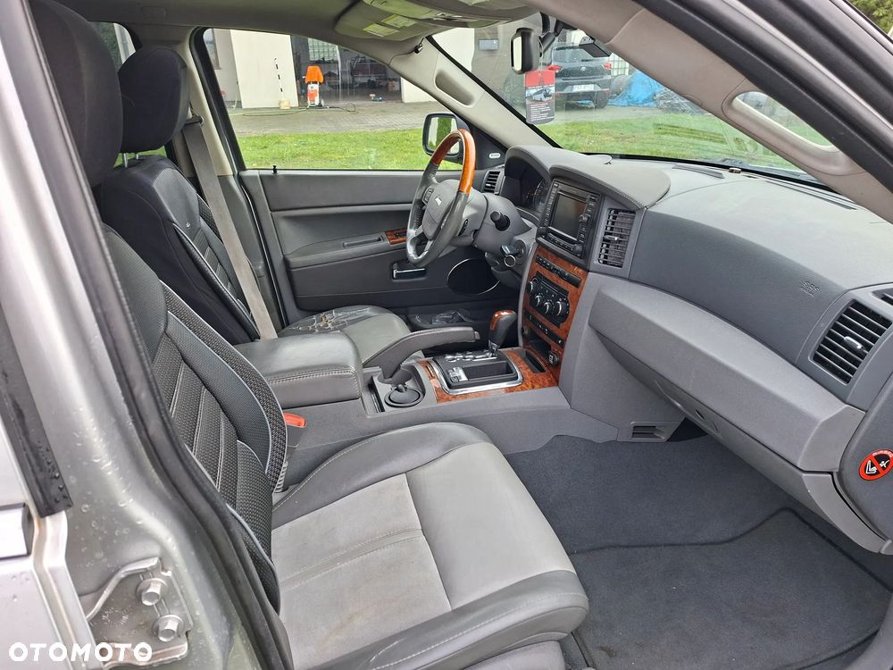 Jeep Grand Cherokee 3.0 CRD Laredo - 10