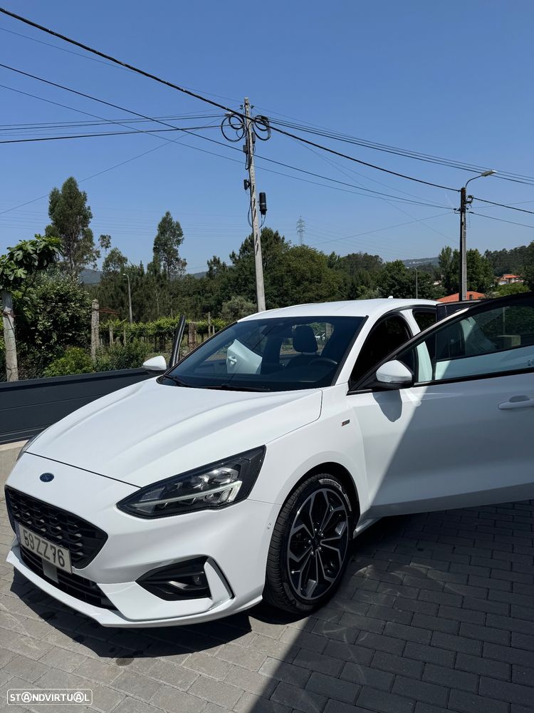 Ford Focus 1.0 EcoBoost MHEV ST-Line - 3
