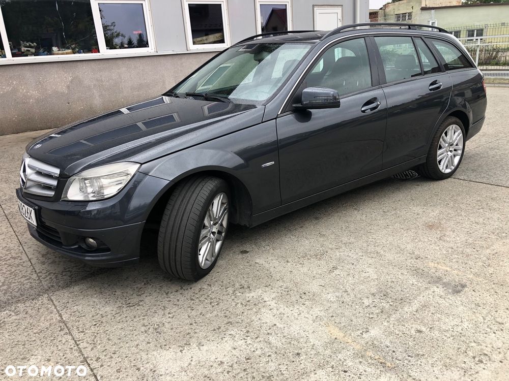 Mercedes-Benz Klasa C 220 CDI BlueEff Avantgarde - 21