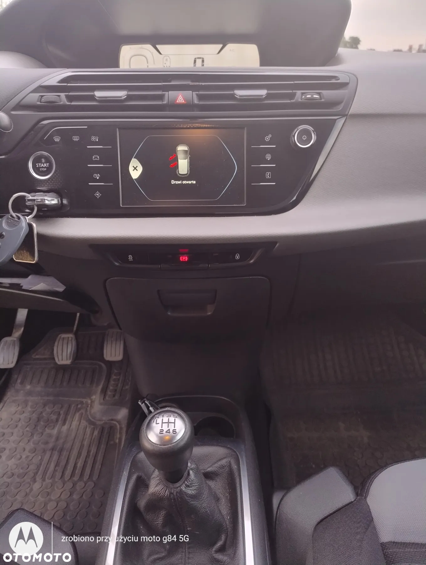 Citroën C4 e-HDi 115 Selection - 11
