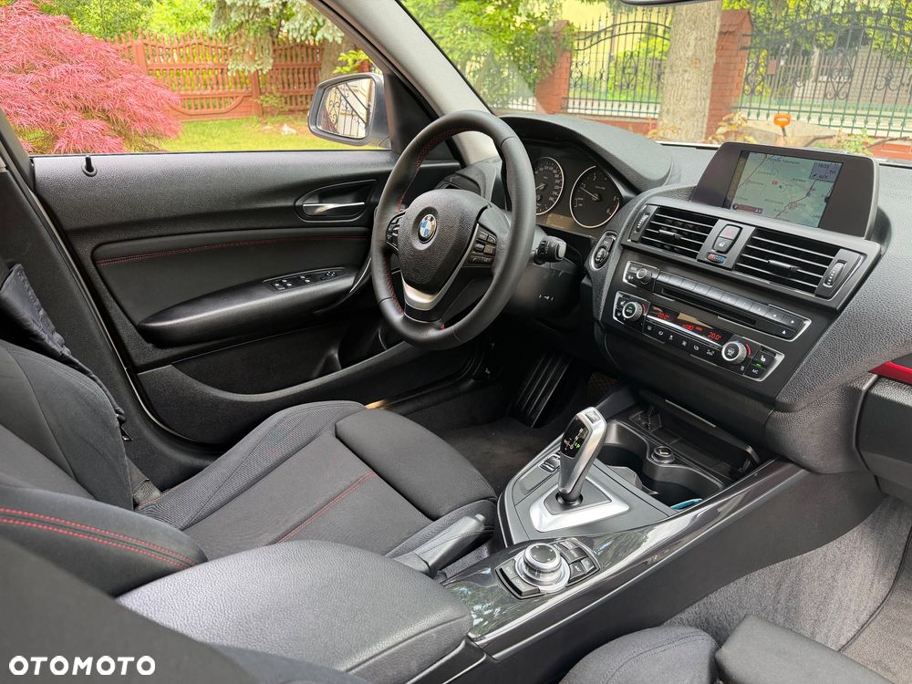 BMW Seria 1 120d Sport Line - 7
