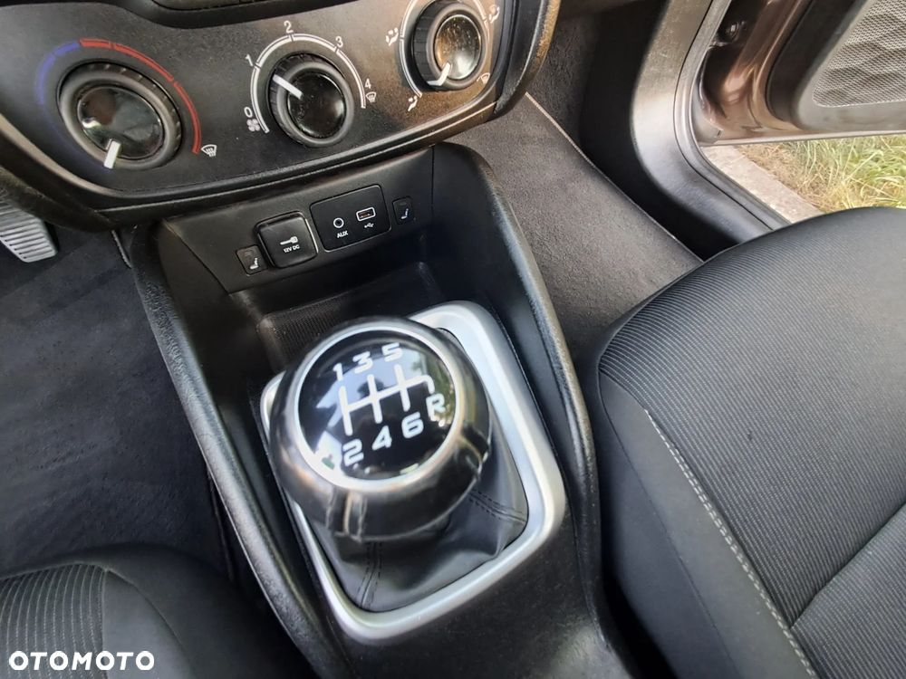 Fiat Tipo 1.4 T-Jet 16v Sport - 23