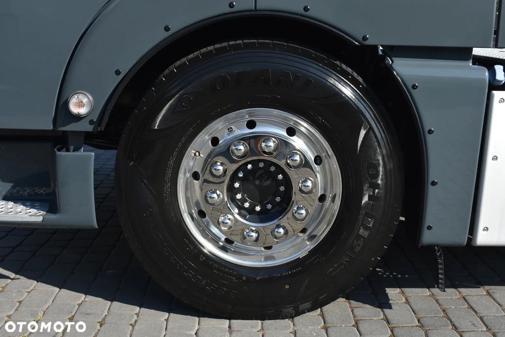 MAN TGX 18.510 // FULL LED  // 6X NOWE OPONY // NAVI // RETARDER // ALUFELFI ALCOA // ZABUDOWY MIĘDZYOSIOWE // SUBOFER // KLIMA POSTOJOWA // XENON // MAXX // - 15