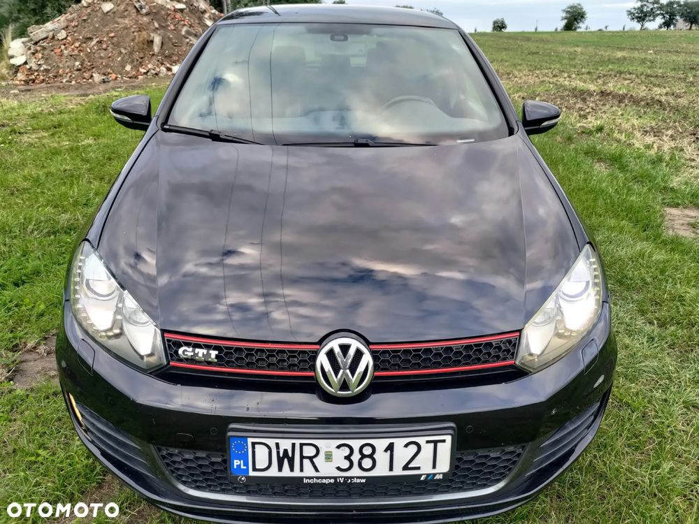 Volkswagen Golf - 10