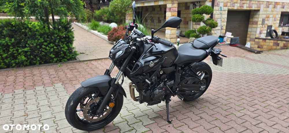 Yamaha MT - 7