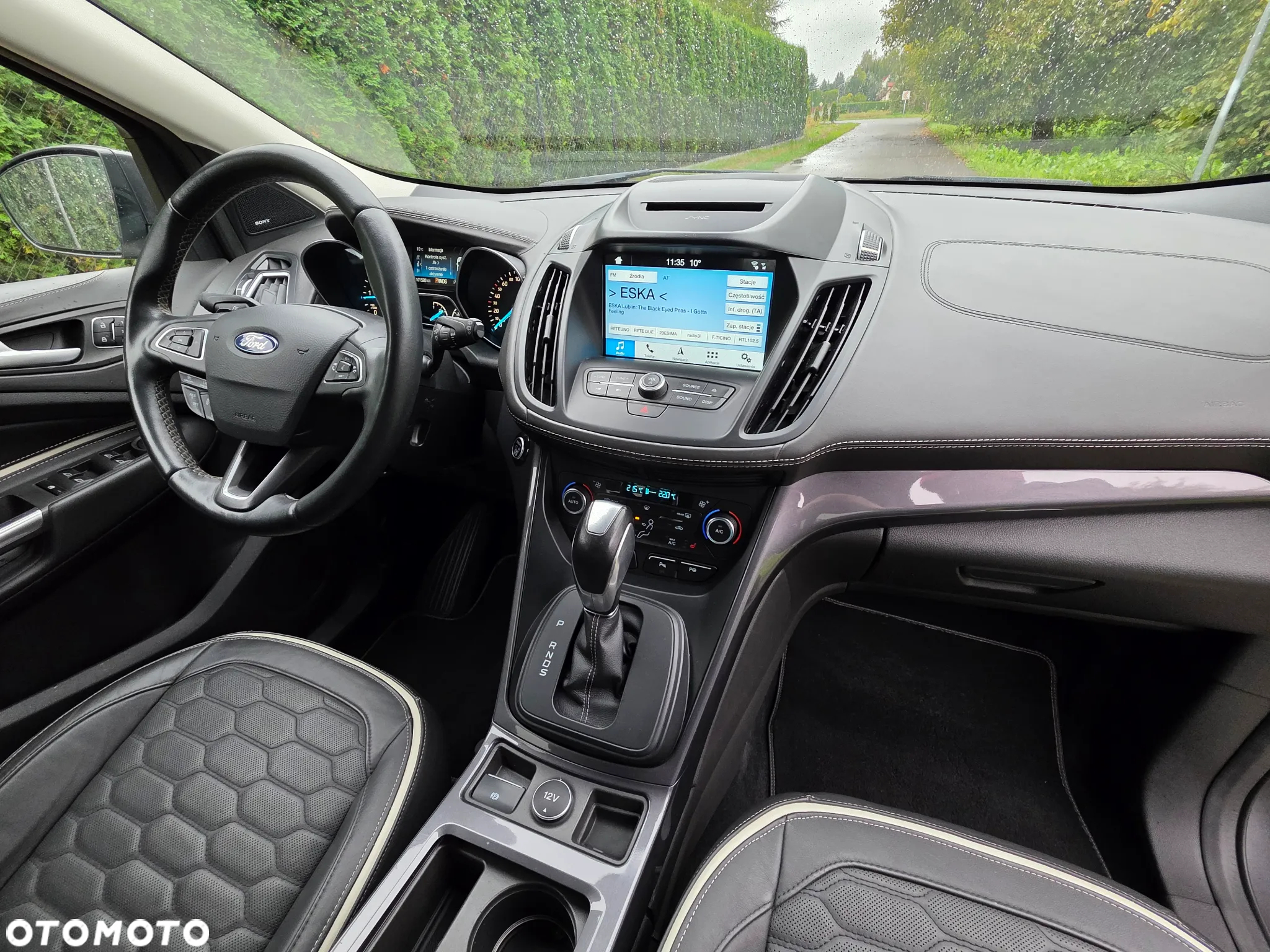 Ford Kuga - 36