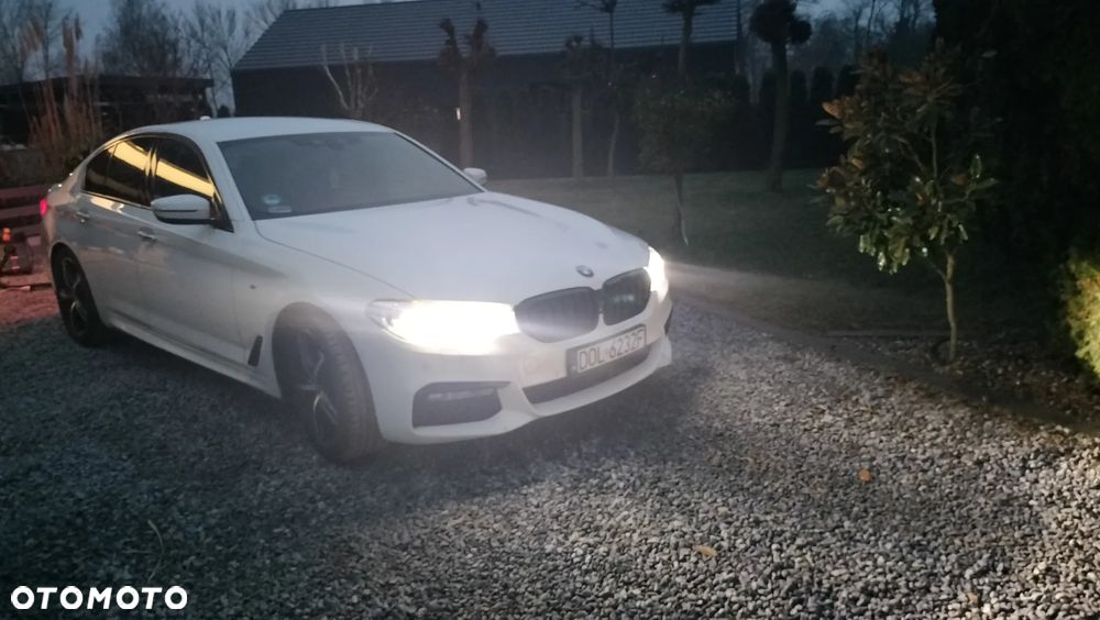 BMW Seria 5 530d xDrive M Sport sport - 13