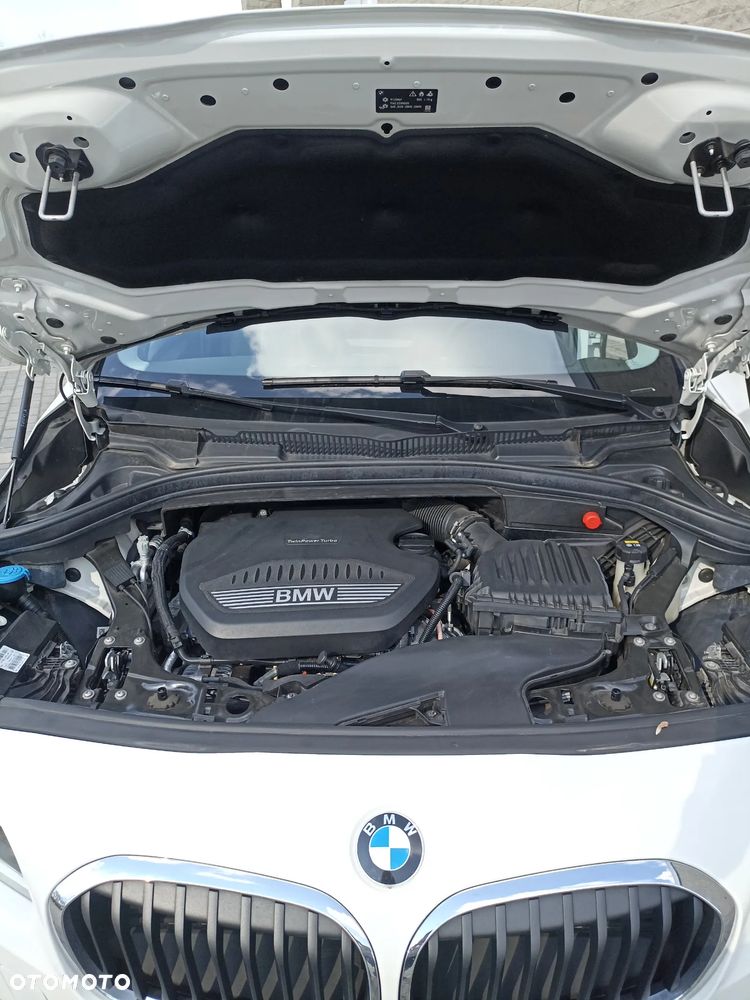 BMW Seria 2 218d - 19