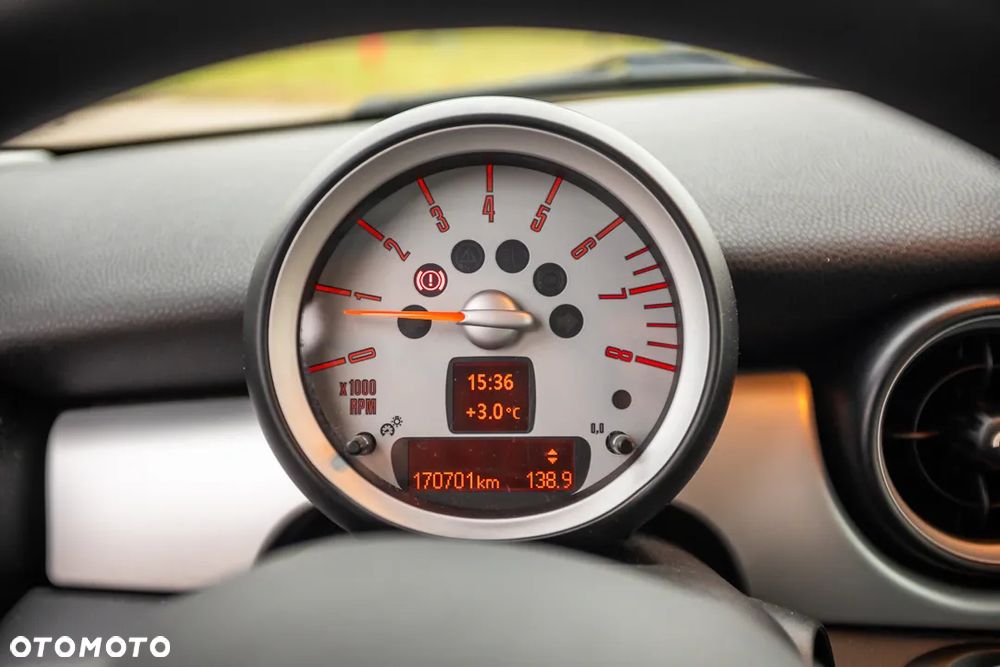 MINI ONE Standard - 26