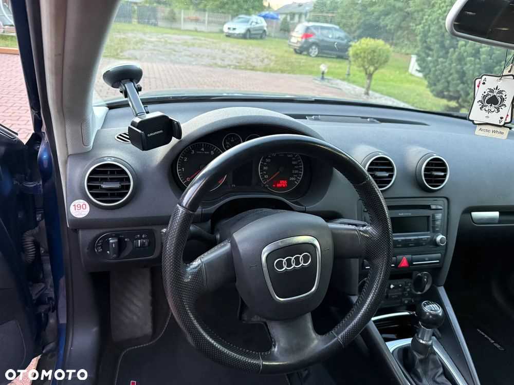 Audi A3 Sportback 1.6 FSI Ambition - 13