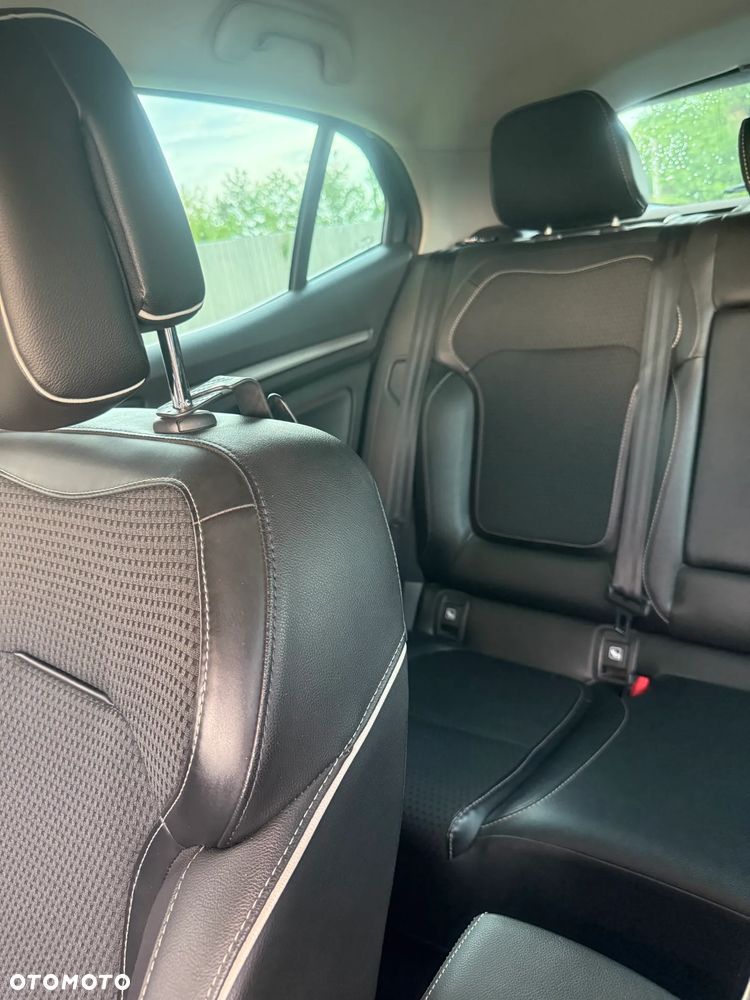 Renault Megane 1.5 dCi Bose EDC - 9