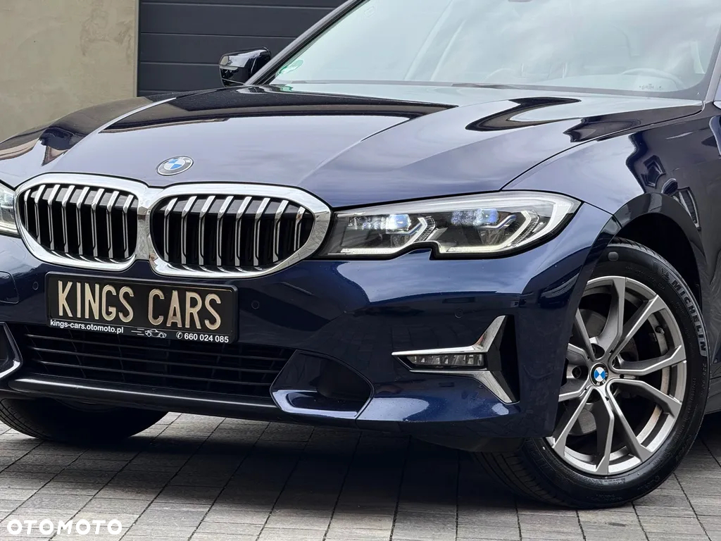 BMW Seria 3 320d Touring Luxury Line - 17