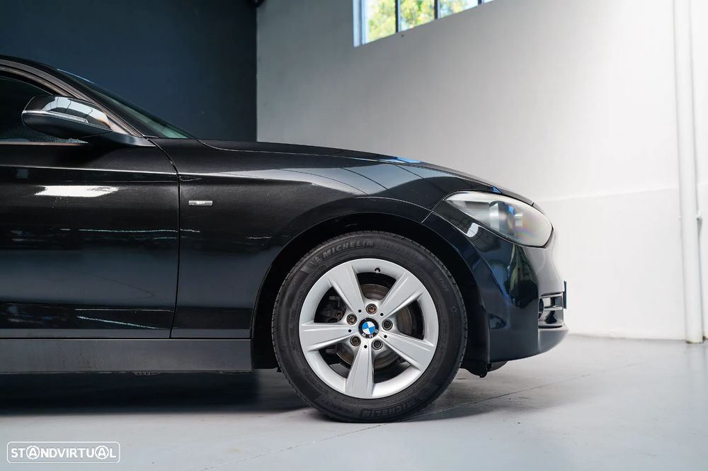 BMW 116 d EDynamics Line Sport - 8