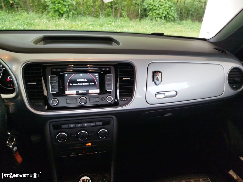 VW New Beetle 1.6 TDi - 12
