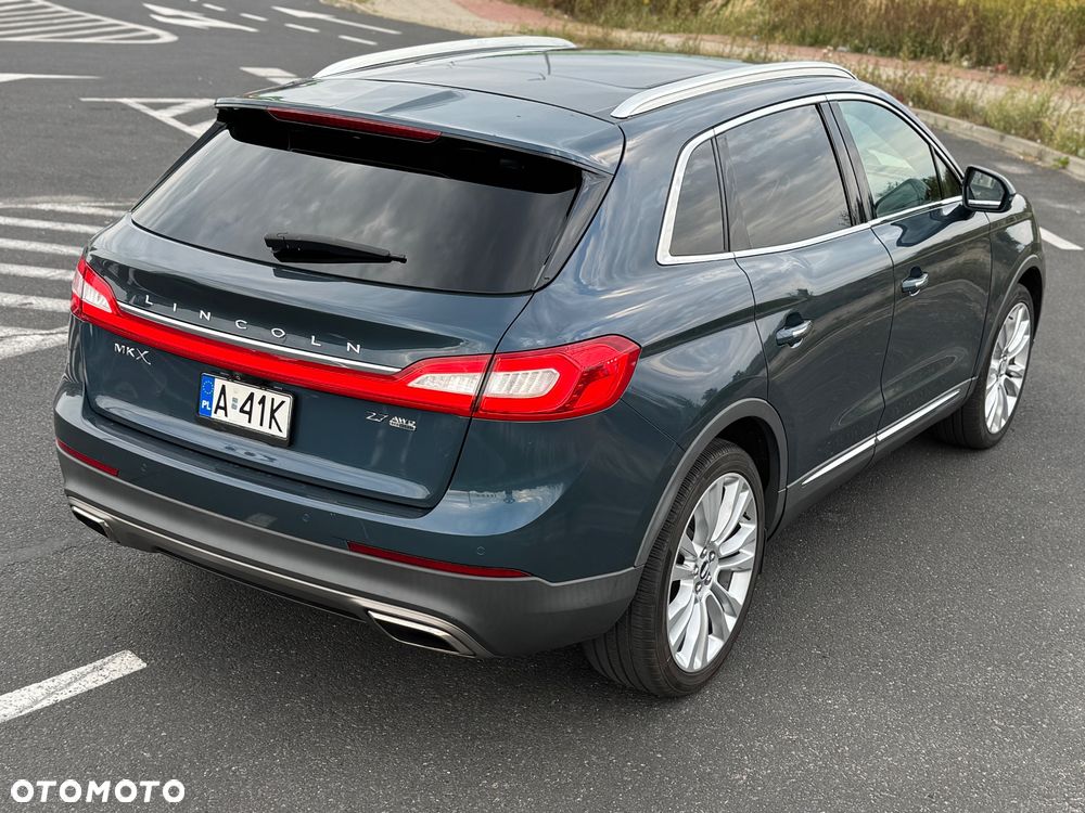 Lincoln MKX - 8