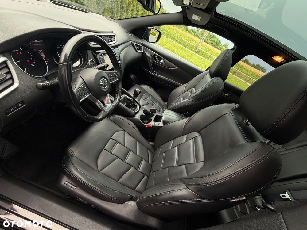Nissan Qashqai 1.6 DIG-T Tekna+ - 25