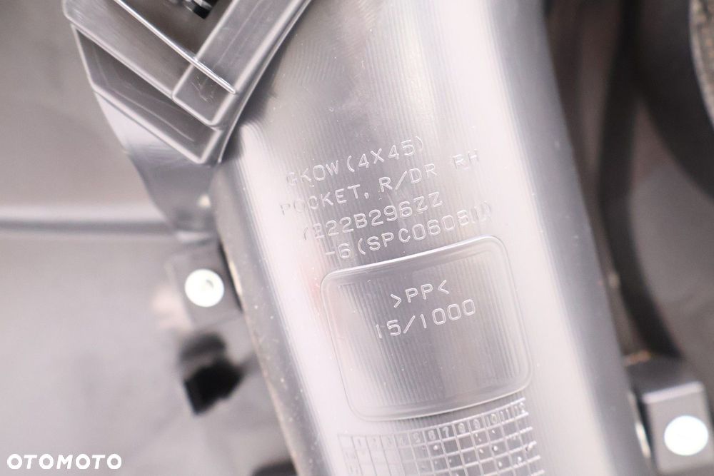 MITSUBISHI ECLIPSE CROSS BOCZEK DRZWI PRAWY TYŁ 7222B296ZZ - 10