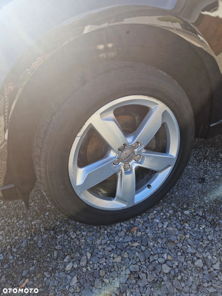 Audi Q5 3.2 FSI Quattro S tronic - 12