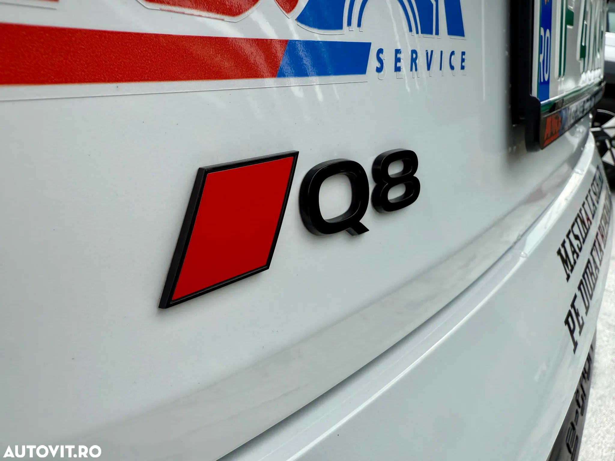 Audi Q8 Sportback e-tron 55 quattro S Line - 13