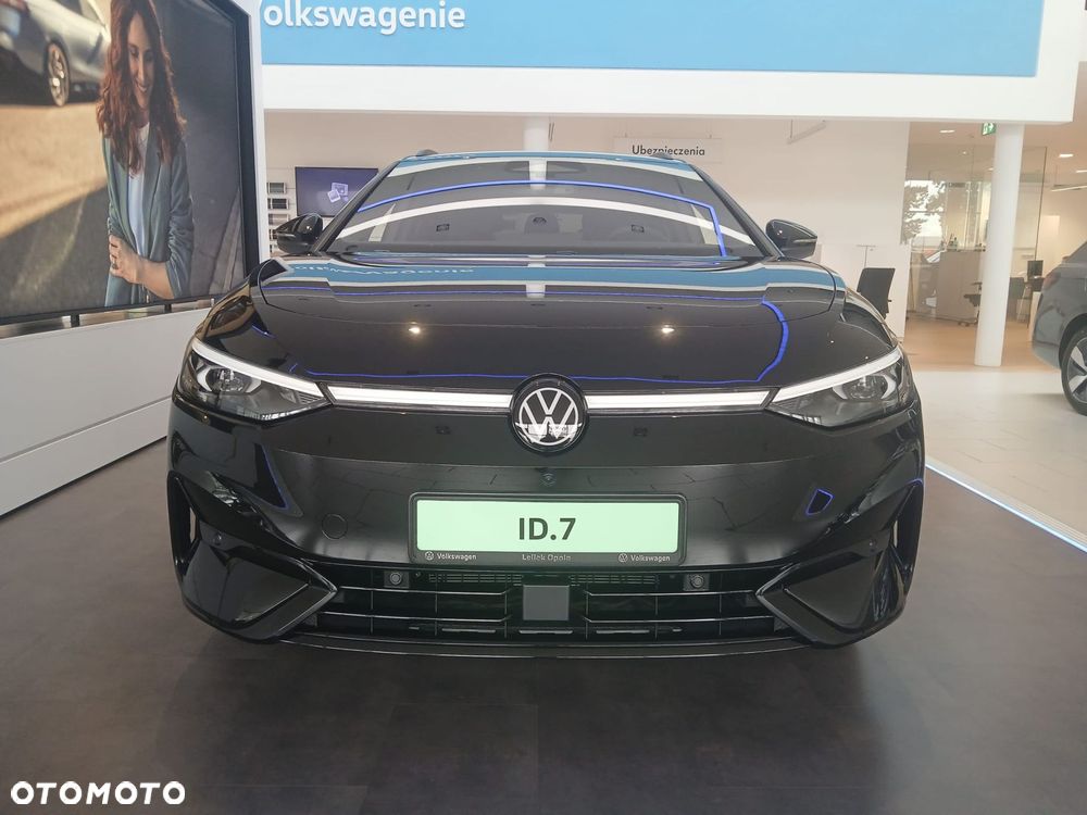 Volkswagen ID.7 Tourer 77kWh Pro Plus - 4