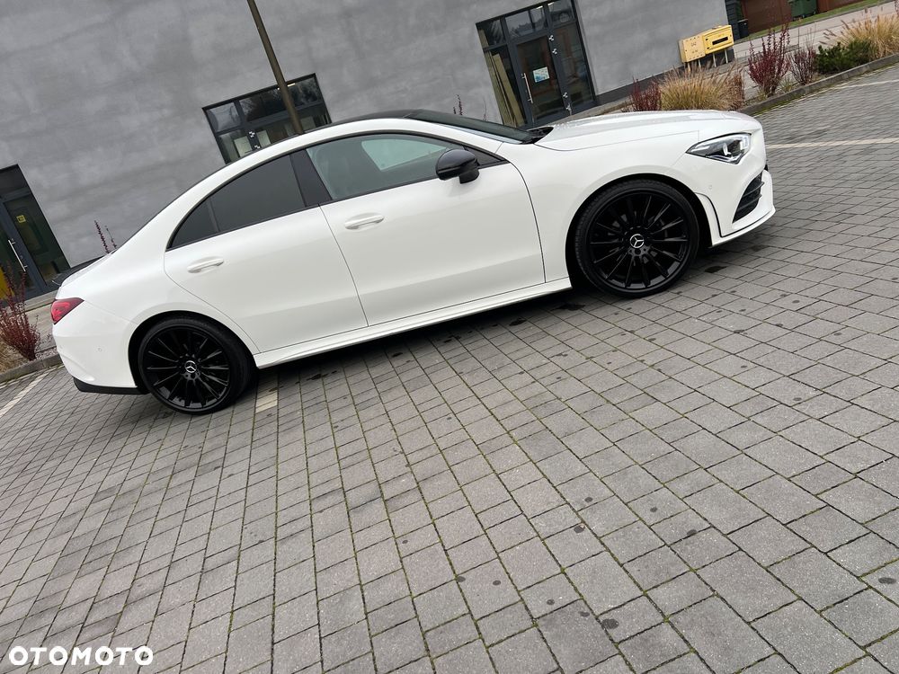 Mercedes-Benz CLA 180 7G-DCT AMG Line - 4