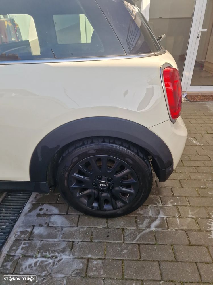 MINI 3 Portas One D - 10