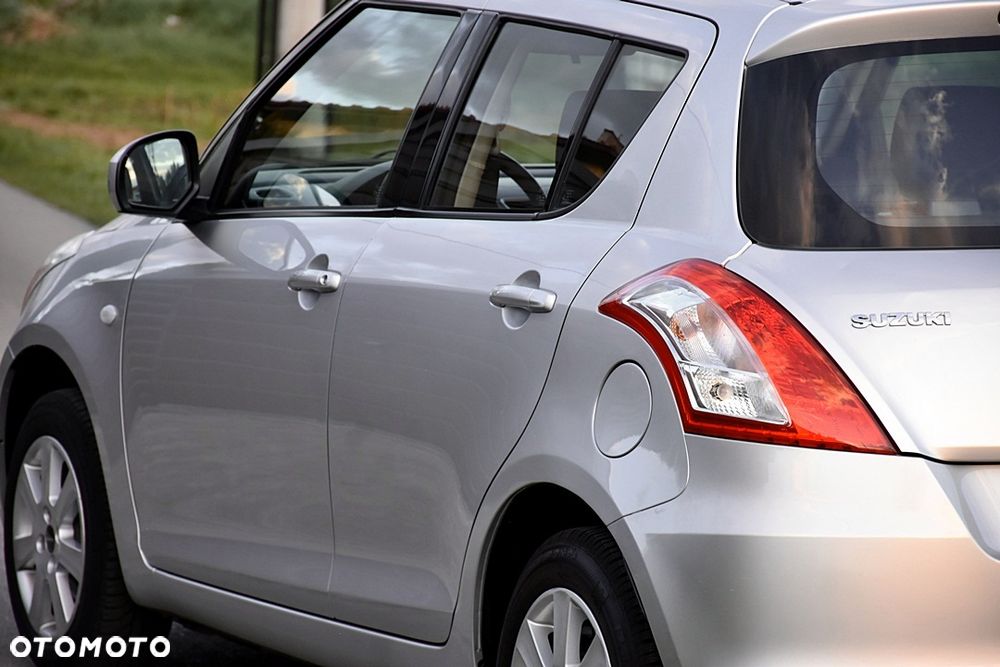 Suzuki Swift - 12