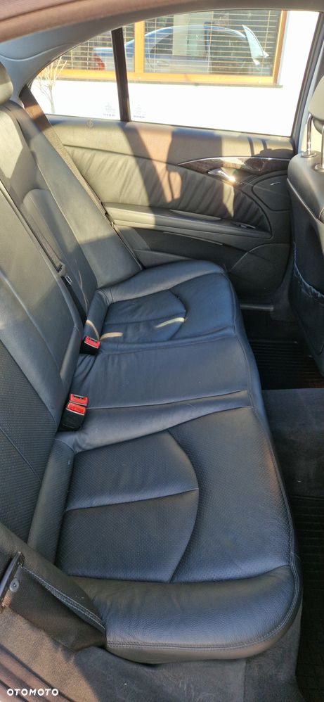 Mercedes-Benz Klasa E 220 CDI Avantgarde - 15