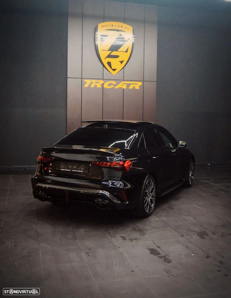 Audi RS3 Limousine 2.5 TFSI quattro S tronic - 3