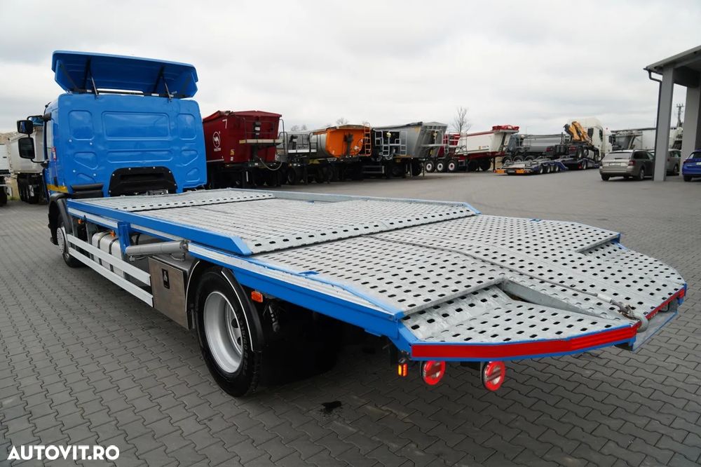 Renault D WIDE 380 DE11 / 4X2 / CAMION DE REMORCAJE 8 M / TRANSPORT AUTO / PLATFORMĂ / TROLIU / - 17