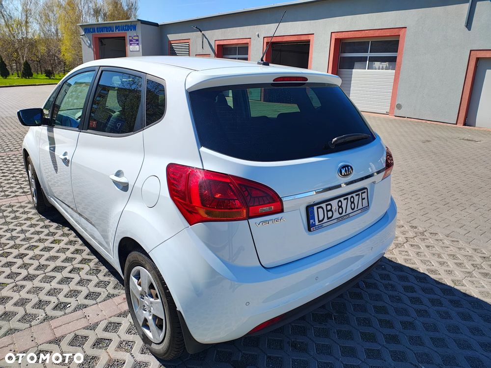 Kia Venga 1.4 Business Line - 5
