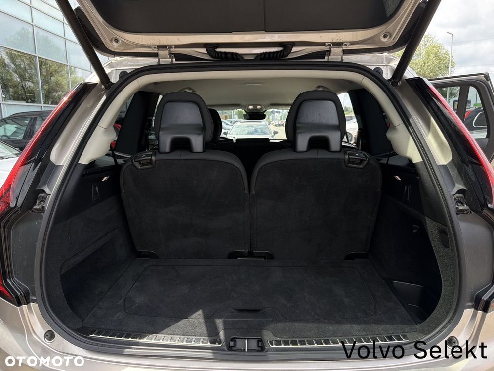 Volvo XC 90 - 33