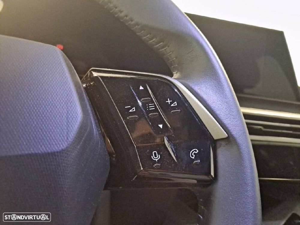 Peugeot 3008 1.2 Hybrid Allure e-DCS6 - 17
