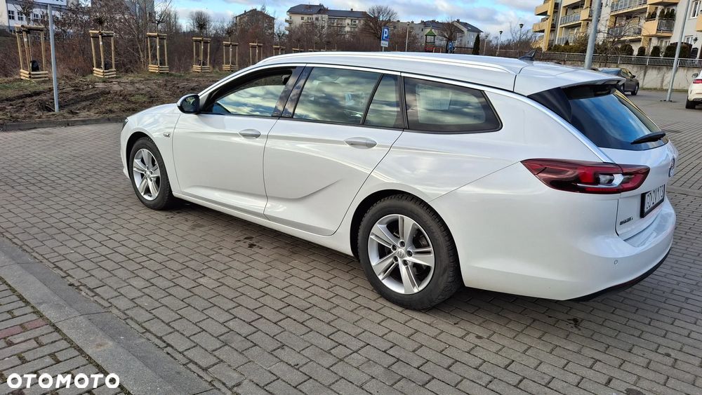 Opel Insignia 1.6 CDTI Innovation S&S - 11