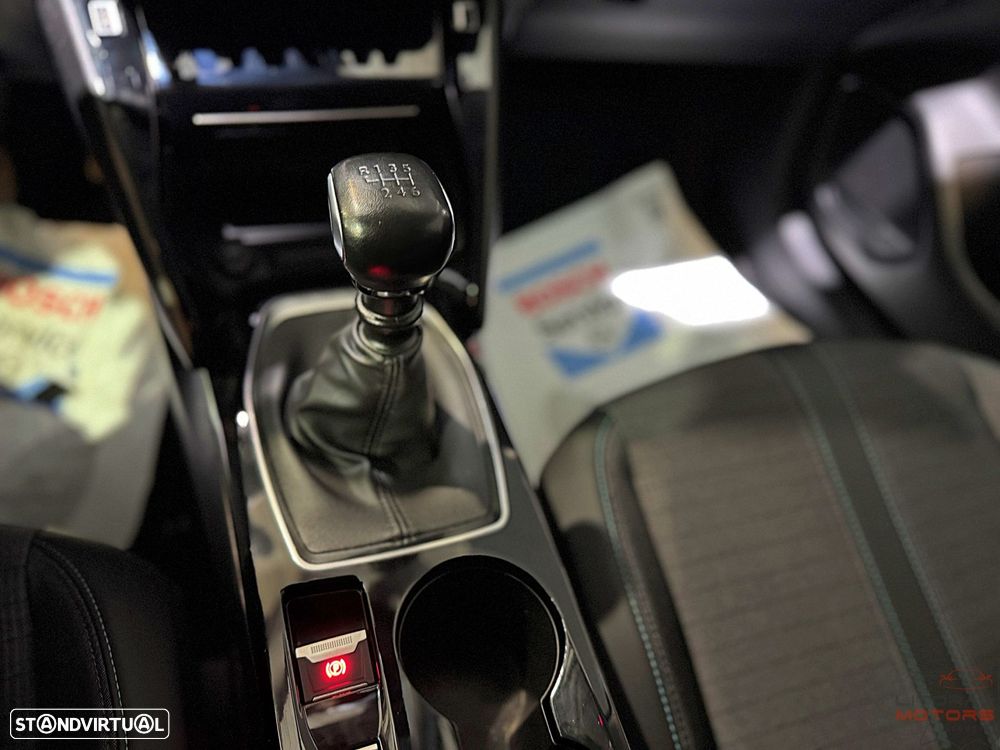 Peugeot 208 1.2 PureTech Allure - 27