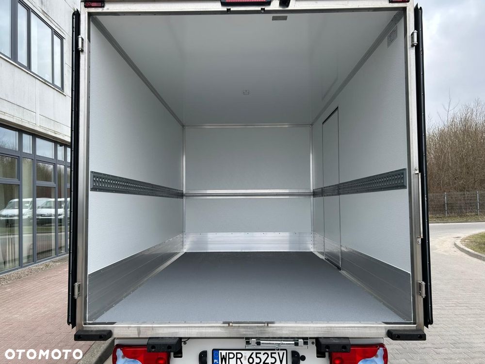 MAN TGE 3.180 4X2F SB - 10