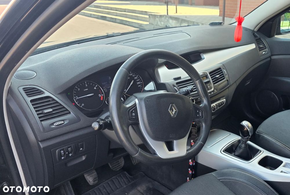 Renault Laguna 2.0 dCi Privilege - 20